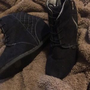 Black Wedge Heels Size 8